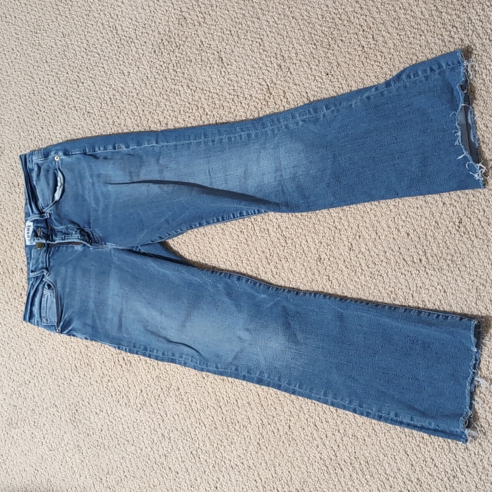 Worn Frame Denim Le Crop Mini Boot jeans